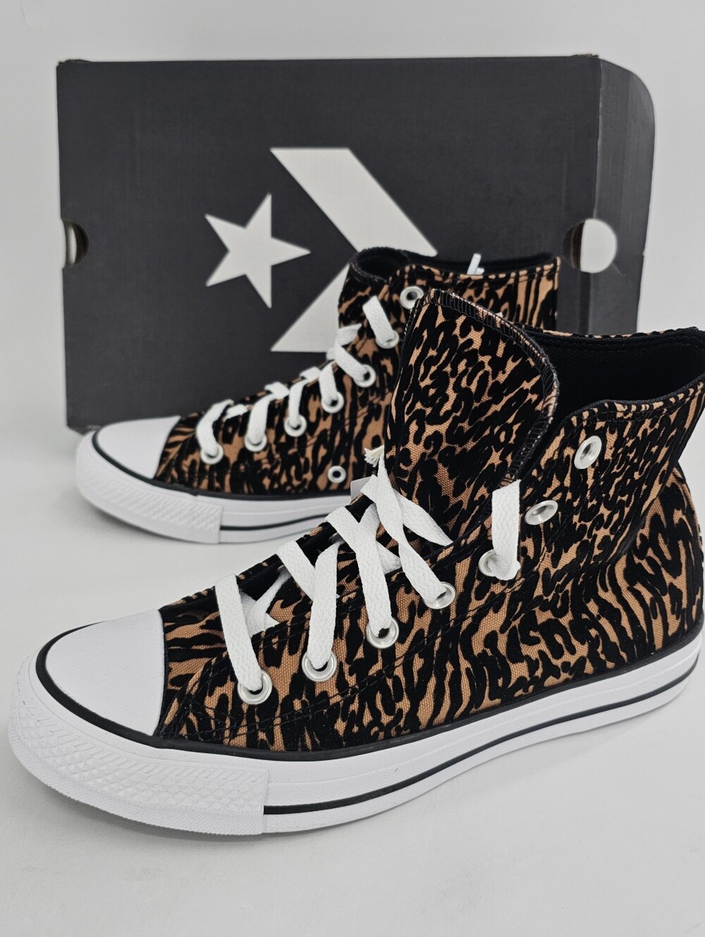 Converse CTAS Chuck Taylor All Star Hi Leopard Animal Print Unisex Shoes